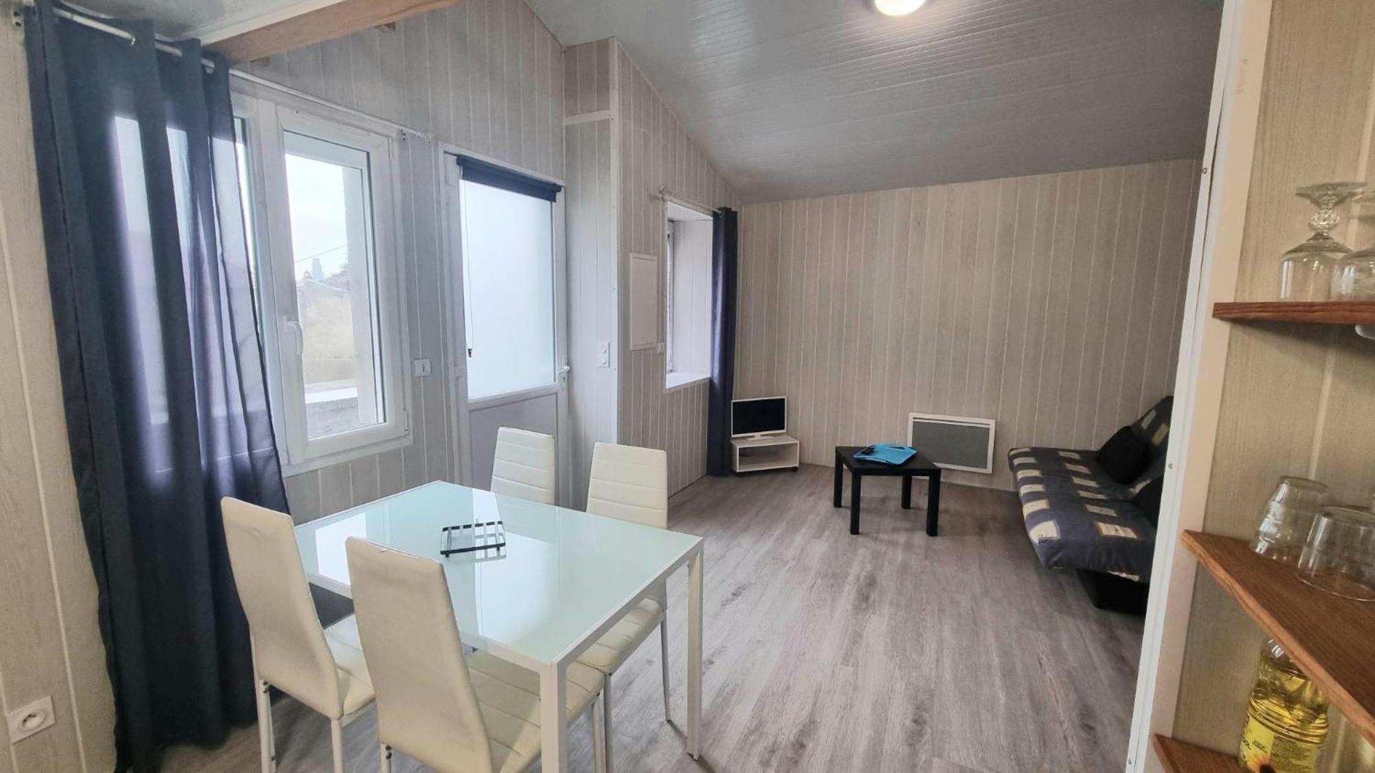 La Mezzanine - 2-4 Pers - Centre-Ville Brassac-les-Mines 外观 照片